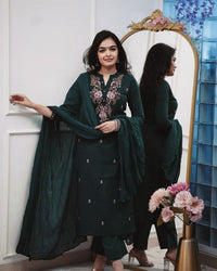 Green Color Ethnic Cotton Silk Fabric Readymade Kurta Set With Dupatta