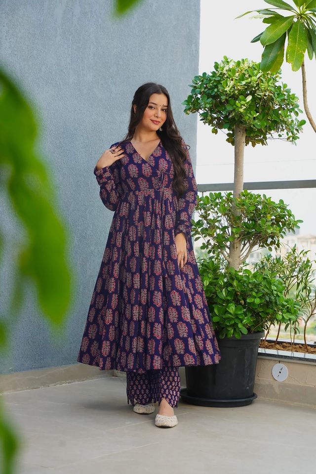Heavy Work Anarkali Suit   Wedding Special Dress