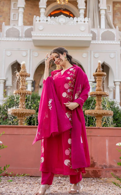 Pink Color Beautiful Partywear Kurta Set With Dupatta For Stylish Looks
