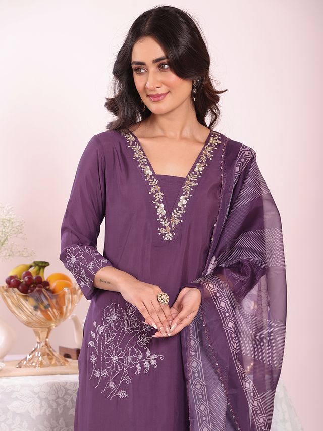 Purple Color Poly Silk Fabric Smart Ethnic Partywear Kurta Set