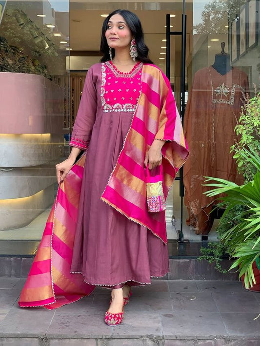 Onion Color Silk Blend Fabric Designer Partywear Salwar Kameez