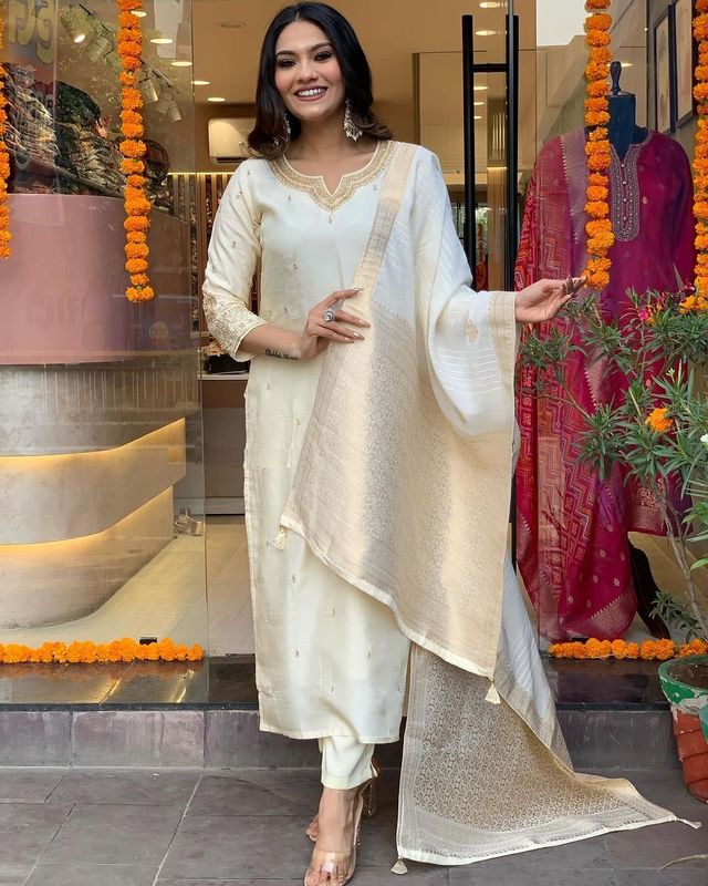 Cream Color Designer Embroidered Ethnic Partywear Suit