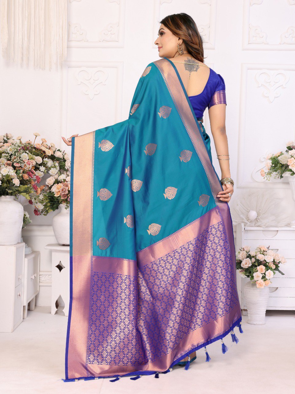 Dark Blue Weaving Saree With Blouse