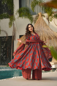 Ethnic Style Anarkali Suit with Dupatta