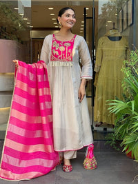 Cream Color Silk Blend Fabric Elegant Salwar Kameez
