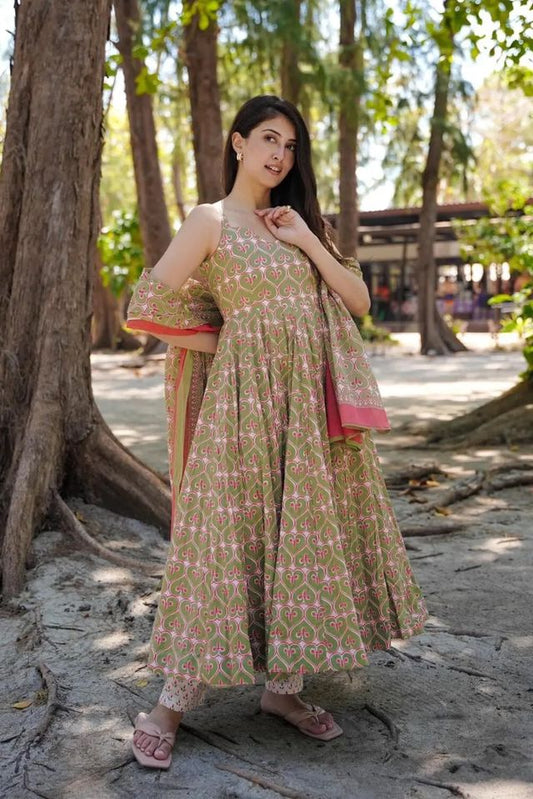Elegant Festive Anarkali Suit Set