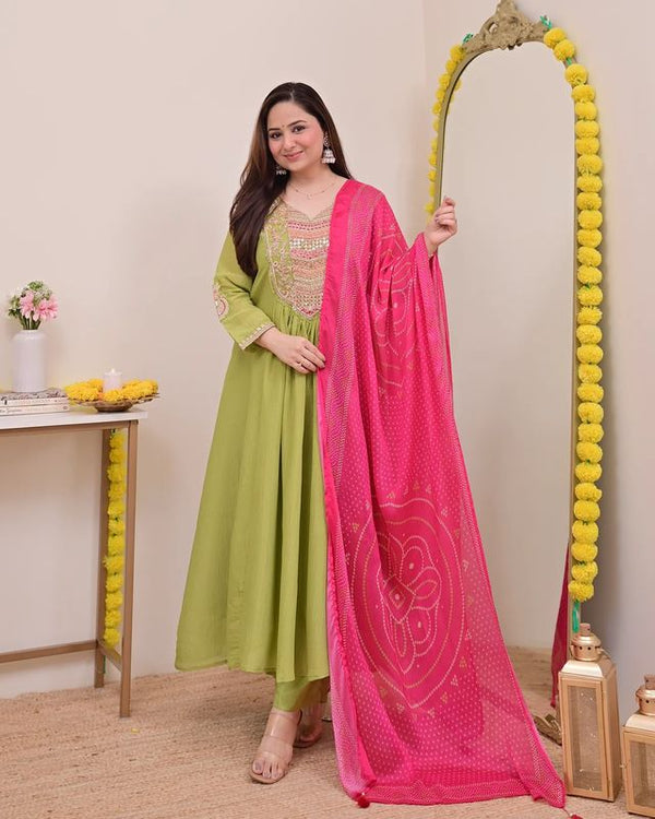Green Chinon Fabric Beautiful Graceful Ceremonial Kurta Set