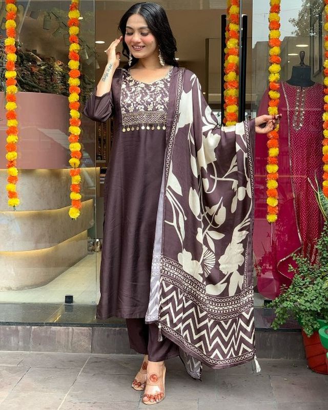 Grey Color Cotton Fabric Designer Partywear Salwar Kameez
