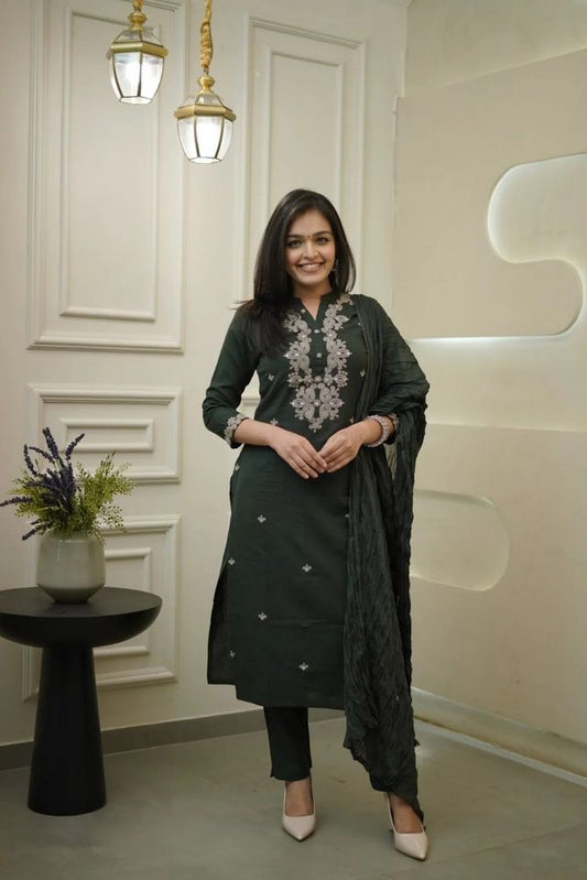 Mahendi Color Ethnic Cotton Silk Fabric Readymade Kurta Set With Dupatta