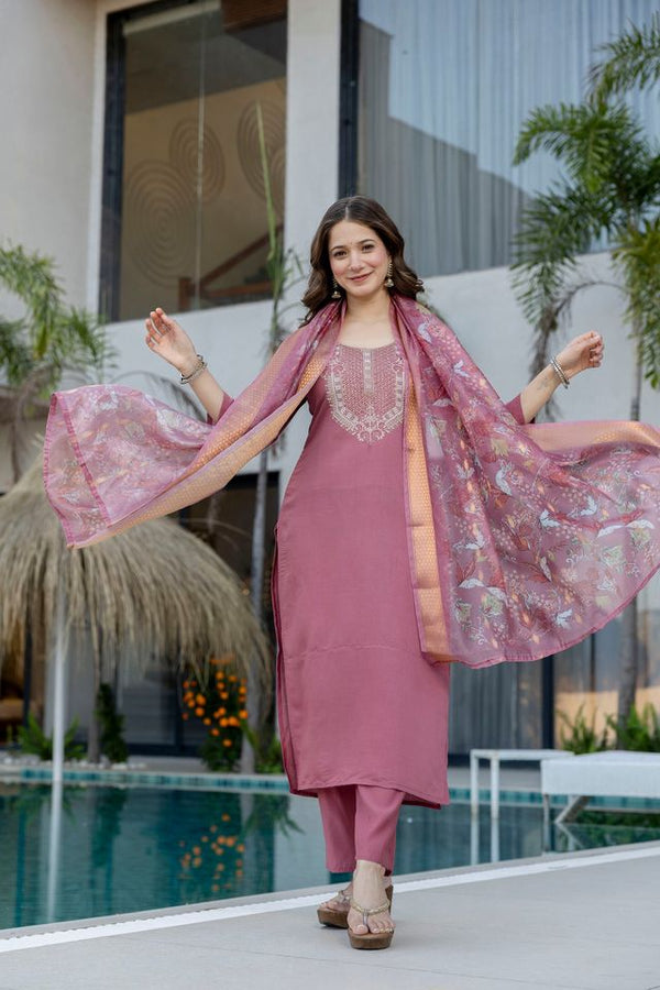 Mouve Chanderi Fabric Beautiful Graceful Ceremonial Kurta Set