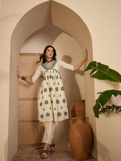 Beige Color Graceful Khadi Silk Fabric Designer Embroidery Work Top Bottom Set 4174